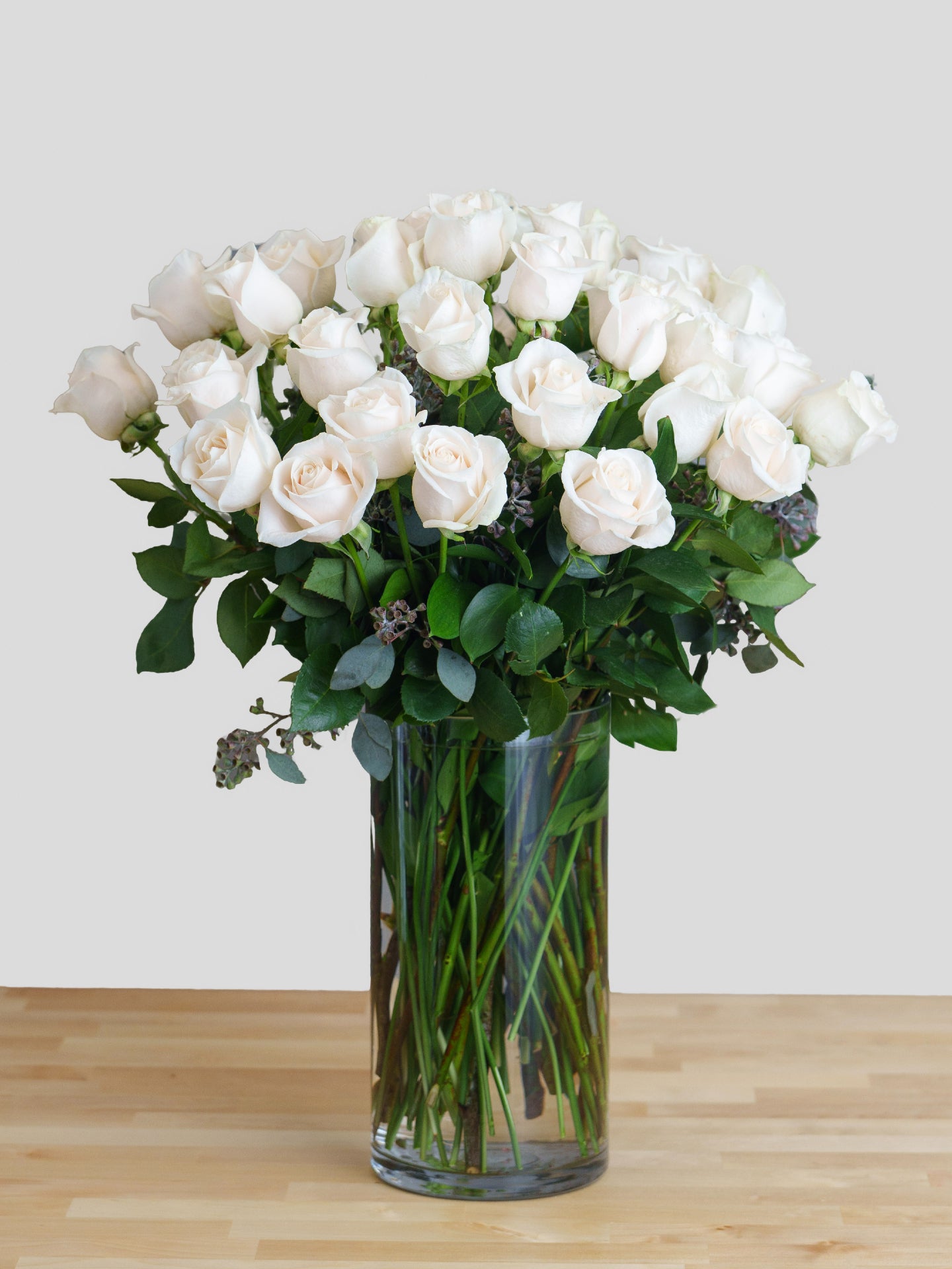 36 White Roses